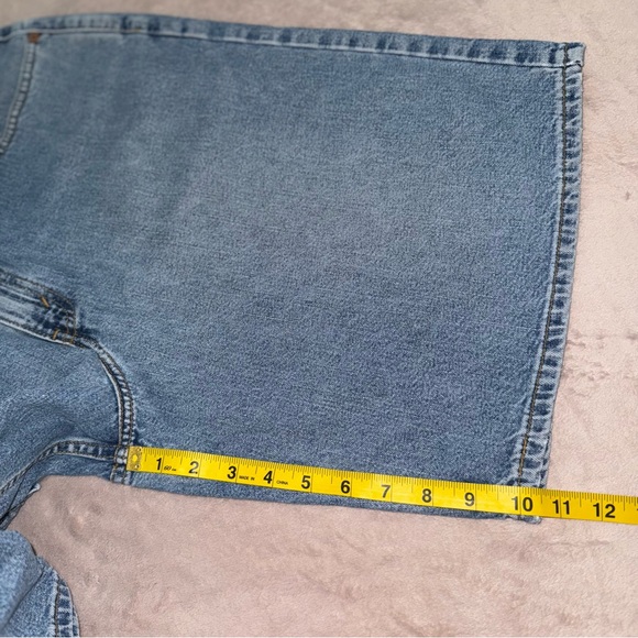 Y2K-10-1998-Vintage Levi’s boxy fit short size 34 - Picture 13 of 15